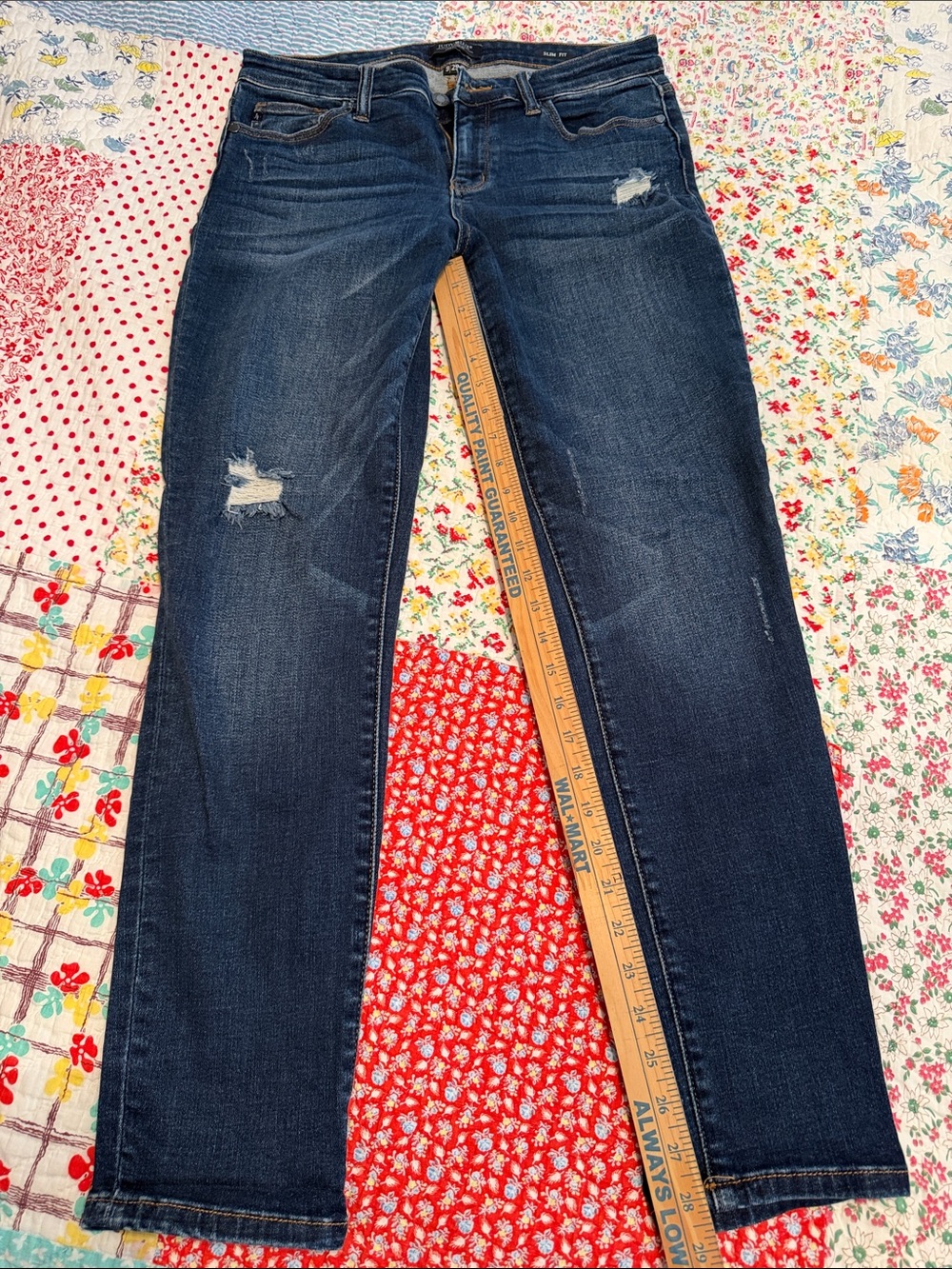 Judy Blue Dark Blue Straight Leg Distressed Jeans